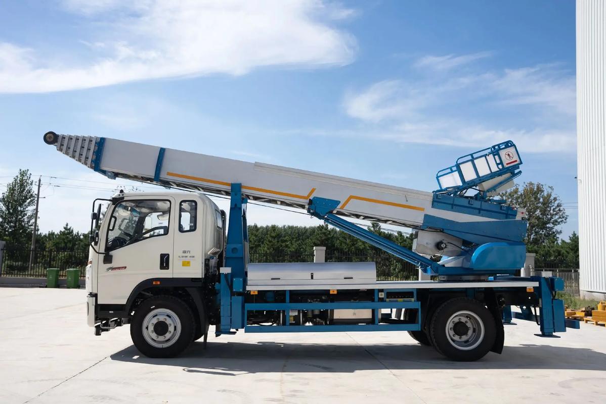 杭州上城云梯上料车租赁费用