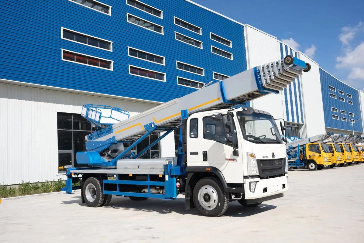 杭州上城出租云梯车高空作业车 建筑垃圾搬运